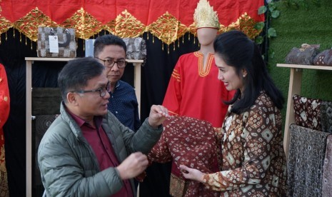 Ketua TP PKK Muba, Hj Thia Yufada Dodi Reza punya jurus jitu menangkap peluang dari festival di Oslo, Norwegia.