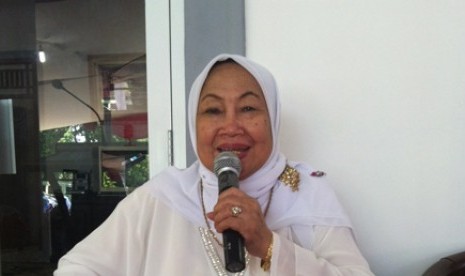 Ketua Umum BKMT, Prof Dr Tutty Alawiyah AS beri taushiyah pada acara halal bihalal BKMT