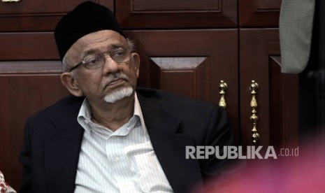 Ketua Umum Dewan Dakwah Mohammad Siddik saat menghadiri pengajian kebangsaan bertajuk Perspektif Islam Dalam Menyikpi Dinamika Politik Ekonomi Nasional dan Global di Jakarta, Kamis (9/3). 