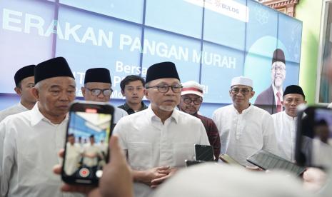 Ketua Umum DPP PAN Zulkifli Hasan, mengatakan PAN melakukan penggalangan dana untuk Palestina di acara Birukan Langit Indonesia, Ahad (5/11/2023) malam.