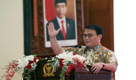 Ketua Umum DPP Persatuan Alumni GMNI (2015-2020) yang juga menjabat Wakil Ketua MPR RI Dr Ahmad Basarah