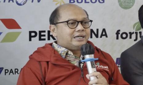 Ketua Umum Forum Jurnalis Wakaf dan Zakat Indonesia (Forjukafi) Wahyu Muryadi 