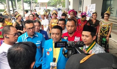    Ketua Umum Dewan Pengurus Pusat (DPP) Komite Nasional Pemuda Indonesia (KNPI), Haris Pertama, menegaskan organisasinya ikut dalam massa demo Kantor PDIP 