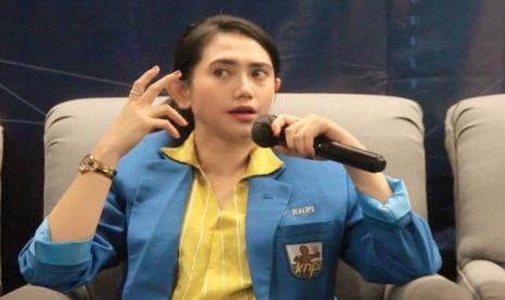  Ketua Umum KNPI Putri Khairunnisa 