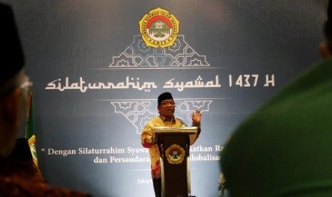 Ketua Umum LDII Abdullah Syam memberikan sambutan pada Silaturahim Syawal 1437 H di Jakarta, Selasa (19/7) malam. 