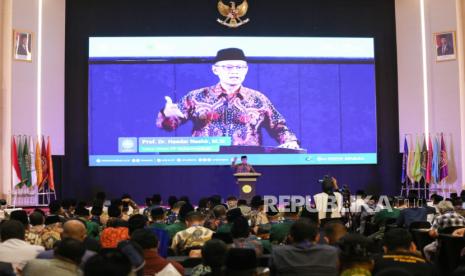 Ketua Umum Pimpinan Pusat Muhammadiyah Haedar Nashir menegaskan pentingnya membangun perdaban Islam yang moderat dan maju.