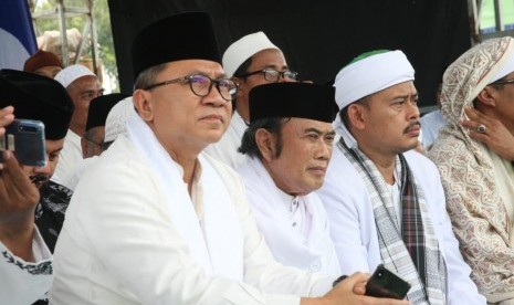 Ketua Umum Partai Amanat Nasional (PAN) Zulkifli Hasan bersama Ketua Umum Partai Idaman, Rhoma Irama