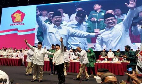 Ketua Umum Partai Gerindra Prabowo Subianto dan Ketua Umum PKB Abdul Muhaimin Iskandar resmi meneken piagam deklarasi kerja sama politik di Sentul International Convention Center (SICC), Kabupaten Bogor, Sabtu (13/8).