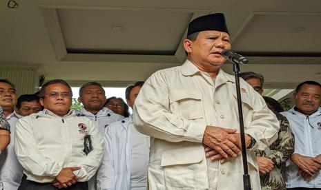 Ketua Umum Partai Gerindra, Prabowo Subianto diunggulkan oleh kelompok tani, buruh dan pengangguran di Pilpres 2024, berdasarkan survei Political Weather Station. (ilustrasi)