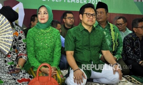 Ketua Umum Partai Kebangkitan Bangsa (PKB) Muhaimin Iskandar (tengah) 