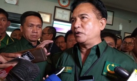 Ketua Umum PBBm Yusril Ihza Mahendra tegaskan akan melawan KPU di Pengadilan karena mediasi pada Jumat (23/2) gagal.