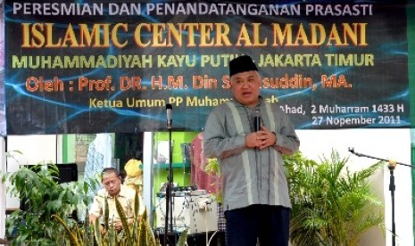 Ketua Umum Pengurus Pusat (PP) Muhammadiyah Din Syamsuddin memberikan sambutannya dalam peresmian Gedung Islamic Center Al Madani Muhammadiyah cabang Kayu Putih, Jakarta Timur.