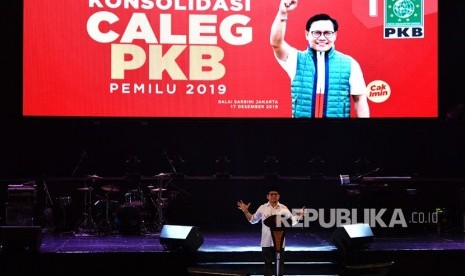 Ketua Umum PKB Muhaimin Iskandar memberikan sambutan dalam Konsolidasi Caleg PKB di Balai Sarbini, Jakarta, Senin (17/12/2018). 