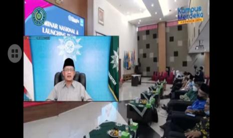 Era Disrupsi, Prof Haedar Nashir Minta Kedepankan Nilai-Nilai Luhur. Foto: Ketua Umum PP Muhammadiyah Prof Haedar Nashir.