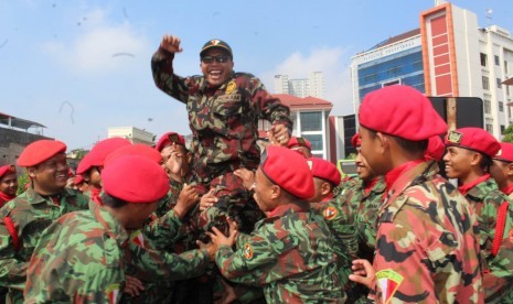 Ketua Umum PP Pemuda Muhammadiyah/Panglima Kokam Sunanto pada Apel Kokam di Surabaya, Kamis (8/2).