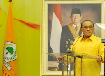 Ketua Harian Sekber Koalisi Aburizal Bakrie