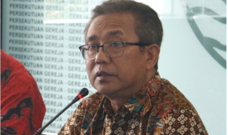 Ketum PGI Pdt Gomar Gultom, menyatakan PGI dan gereja bersama pemerintah dukung penanganan Covid-19 