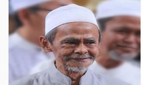 KH A Nawawi Abdul Djalil pengasuh Pesantren Sidogiri wafat pada Ahad (13/6) 16.40 WIB