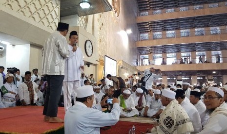 KH Didin Hafidhuddin saat acara Doa untuk Kepemimpinan Jakarta di Masjid Istiqlal, Ahad (18/9).