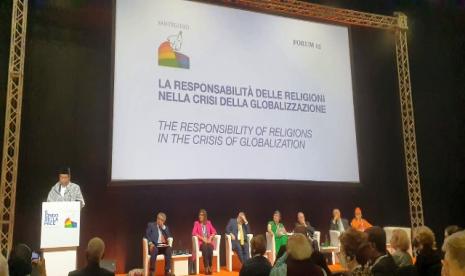 Waketum MUI KH Marsudi Syuhud berpidato dalam International Meeting For Peace, Religion and Culture in Dialgue, yang digelar Community of Sant'Egidio pada Ahad hingga Selasa (23-25/10/2022), di Convention Center La Nuvola, Roma, Italia. Kiai Marsudi tawarkan solusi Islam untuk konflik dunia 