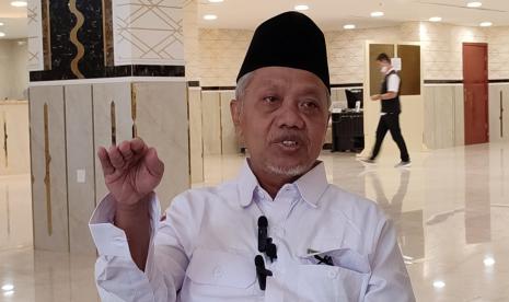 KH Wazir Ali, Konsultan Bimbingan Ibadah Daker Madinah PPIH Arab Saudi, menjelaskan berdoa di kawasan Raudhah mempunyai keutamaan yang besar 