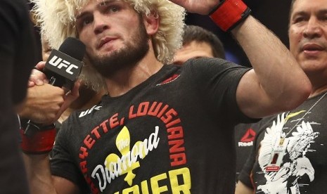 Khabib Nurmagomedov usai pertarungan melawan Dustin Poirier