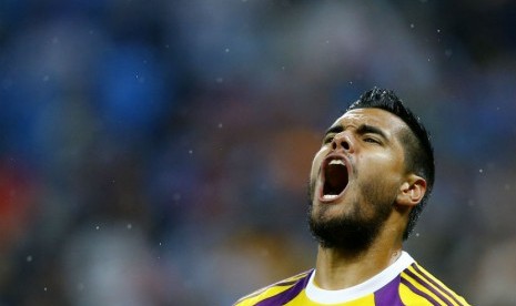 Kiper Argentina, Sergio Romero, berteriak usai menggagalkan tendangan penalti pemain Belanda, Ron Vlaar, dalam adu penalti di babak semifinal Piala Dunia 2014 di Arena Corinthians, Sao Paulo, Rabu (9/7). 