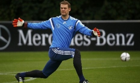 Kiper Manuel Neuer.