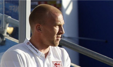 Kiper timnas Inggris, John Ruddy, mengalami cedera dan hanya bisa menyaksikan rekannya melakukan uji coba lawan Norwegia di Stadion Ullevaal, Oslo, pekan lalu. 