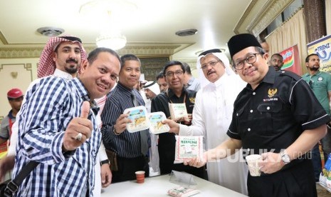 KJRI Jeddah menyelenggarakan pameran produk ekspor Indonesia di Aula Kantor Teknis Urusan Haji, KJRI Jeddah.