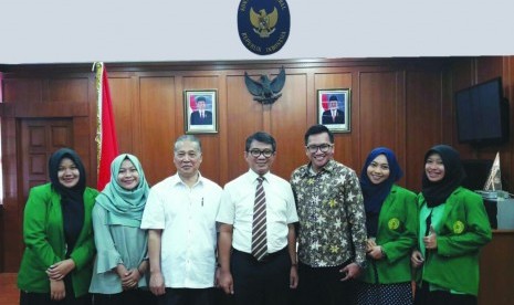 KJRI Sabah menyambut tim mahasiswa UMJ.