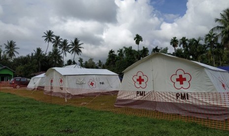 Klinik Lapangan PMI di Desa Tompe, Kecamatan Sirenja, Pantai Barat  Kabupaten Donggala, Sulteng.