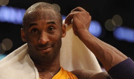 Kobe Bryant, bintang Los Angeles Lakers yang meninggal dunia karena kecelakaan helikopter pada Januari, akan ditampilkan sebagai salah satu dari tiga sosok sampul video game NBA 2K21 (Foto: Kobe Bryant)