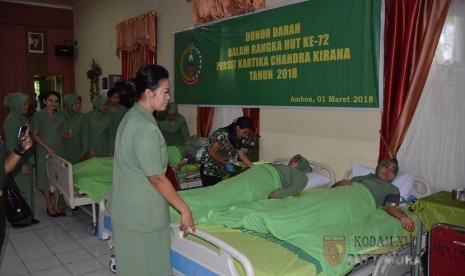 Kodam XVI/Pattimura gelar donor darah.