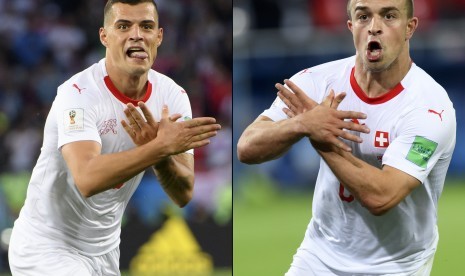 Dua pemain timnas Swiss Xherdan Shaqiri (kanan) dan Granit Xhaka.