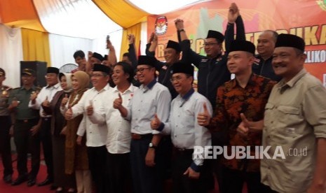 Komisi Pemilihan Umum (KPU) Kota Sukabumi menetapkan empat pasangan calon wali kota dan wakil wali Kota Sukabumi berhak untuk mengikuti pilkada Juni 2018, Senin (12/2).