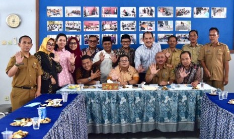 Komisi V DPRD Provinsi Jabar meninjau Panti Sosial Rehabilitasi Anak Berhadapan dengan Hukum (PSRABH) di Kabupaten Bogor, Senin (4/11).