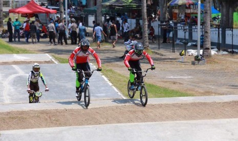 Kompetisi International Bicycle Motocross (BMX).