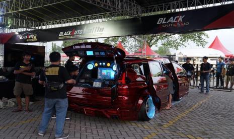 Kompetisi modifikasi BlackAuto Battle kembali digelar seteleh sempat terhenti oleh pendemi. 