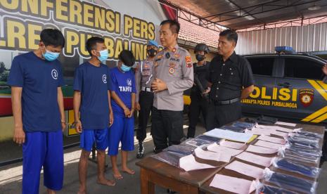 Komplotan copet yang beraksi saat berlangsungnya konser Ndarboy Genk di Alun-alun Purbalingga diringkus polisi dari Polres Purbalingga, Ahad (18/12/2022) malam. 