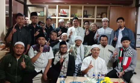 Komunitas Muslim sambangi DT Peduli.