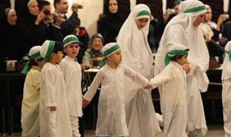 Komunitas Muslim Tampa Bay, Amerika Serikat memperkenalkan ritual haji kepada anak-anak (Ilustrasi)