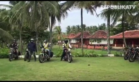 Komunitas Royal Riders Indonesia (RORI) dari berbagai daerah menggelar touring dengan tema 