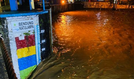 Kondisi Bendung Katulampa, Bogor, Rabu (28/11/2023) malam