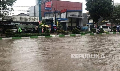 Kondisi Kota Malang seusai diguyur hujan deras pada Kamis (28/3) sore lalu.