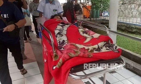 Kondisi Nining ketika tiba di rumah sakit RSUD R Syamsudin SH Kota Sukanbumi.