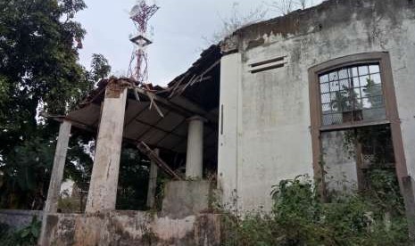 Kondisi Rumah Cimanggis di Komplek Tower RRI, Cimanggis, Depok, Jawa Barat, Senin (1/10).