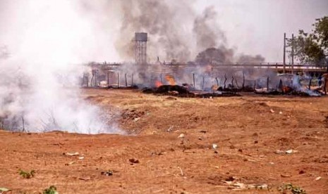  Kondisi salah satu lokasi di kota Heglig Sudan Selatan usai dibombardir oleh pesawat AU Sudan beberapa waktu lalu.