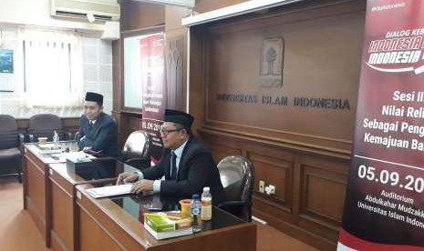 Konferensi pers dialog kebangsaan bertajuk Indonesia Merdeka Indonesia Beradab di Rektorat UII.