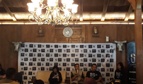 Konferensi pers Earth Hour 2018 di Bilik Kayu Yogyakarta, Jum'at (16/3)